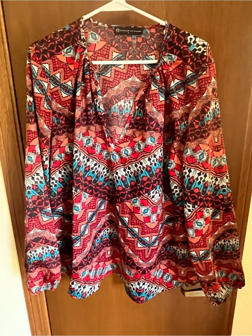 Fashion to figure 1 Red Patterned V-Neck Blouse